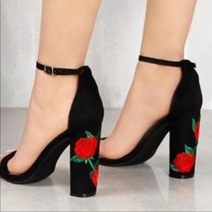 Kenneth Cole Lisa black suede floral rose heel